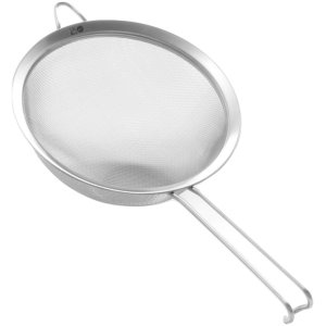 Sita Hendi cu plasa fina